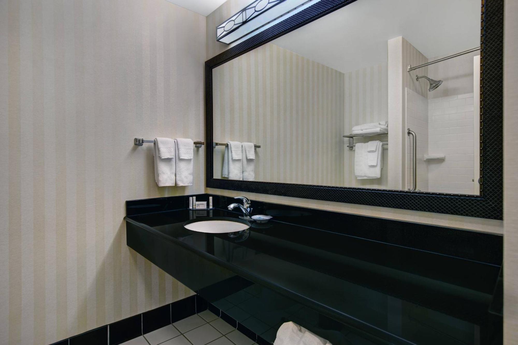 Fairfield Inn And Suites Carlsbad Eksteriør billede